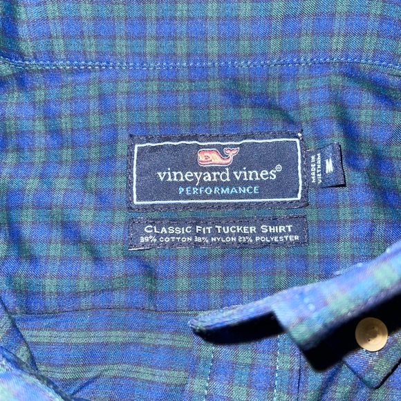 Vineyard Vines Performance Tucker Button Up - Picture 2 of 2
